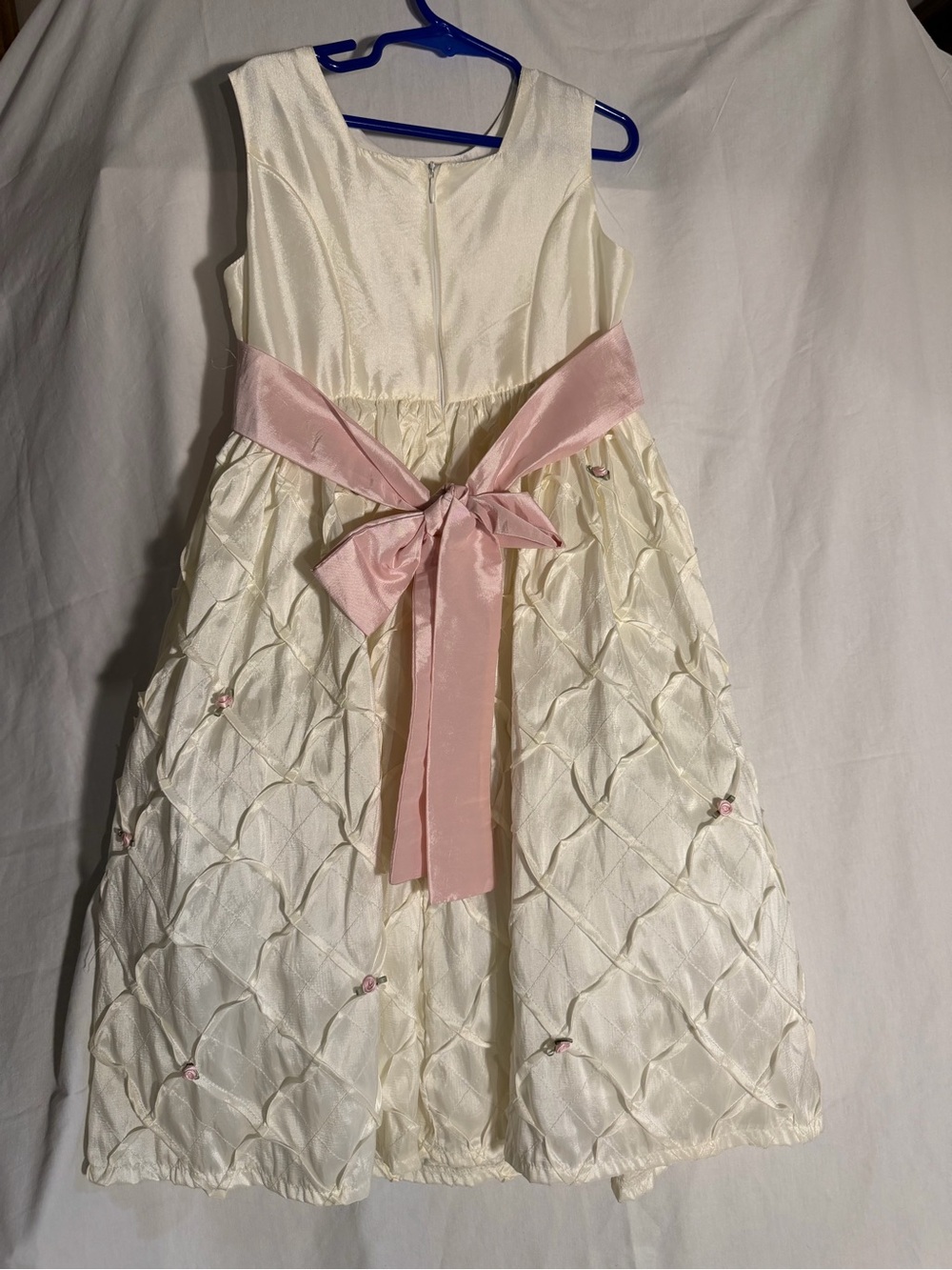 #352 Jayne Copeland Ivory Party Dress with Pink Sash and Rosette - Picture 5 of 7